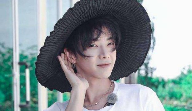 华晨宇没有接中国好声音是因为腾讯的原因吗?