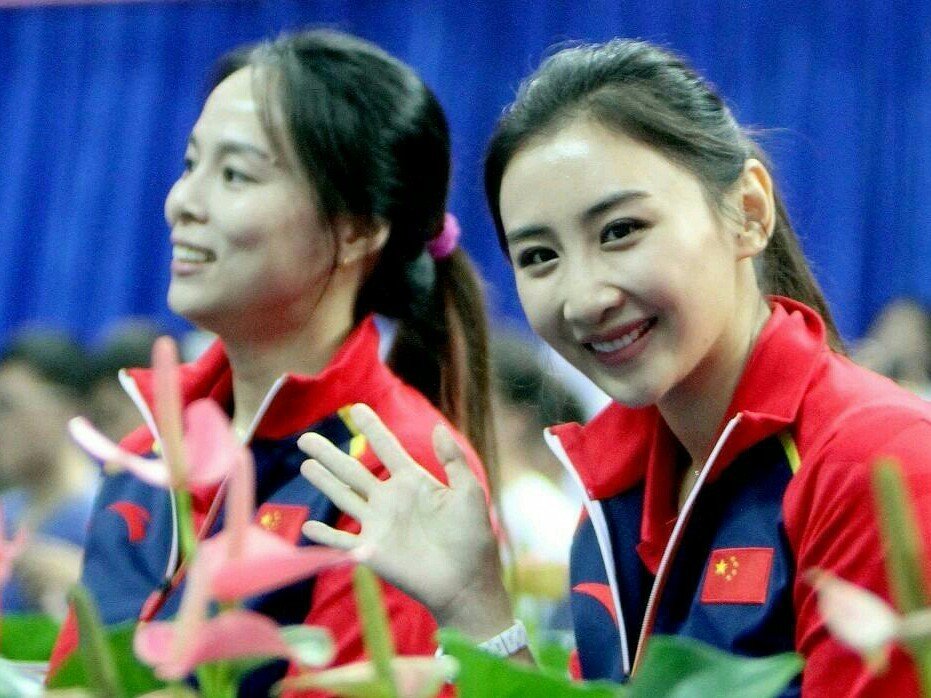 奥运冠军何雯娜官宣怀孕，她的恋情和婚姻进展速度为何这么快？