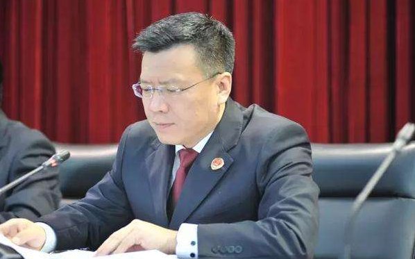 现任鞍山市人民检察院检察长和副检察长。都叫什么名字！ 请大家帮忙