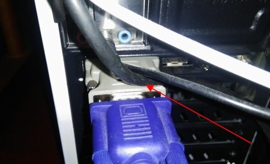 苹果台式电脑主机能与普通显示屏连接吗