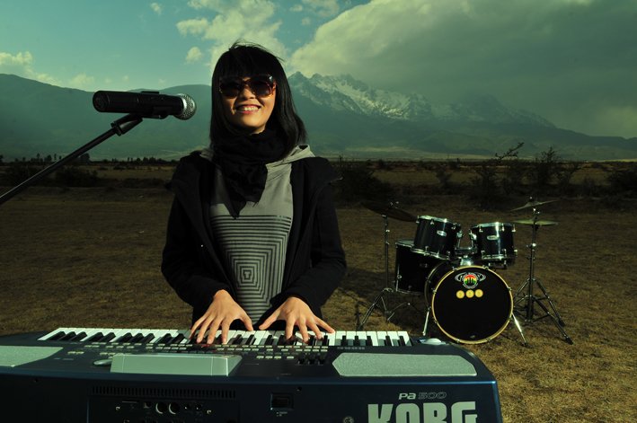 谁有丽江小倩的照片，要本人的，不要发一些扯淡的图片？