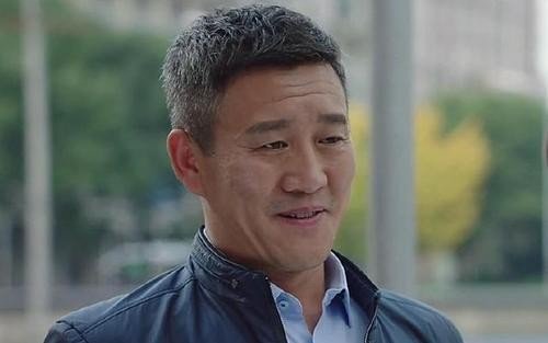 如何评价《我的前半生》中老金的为人?