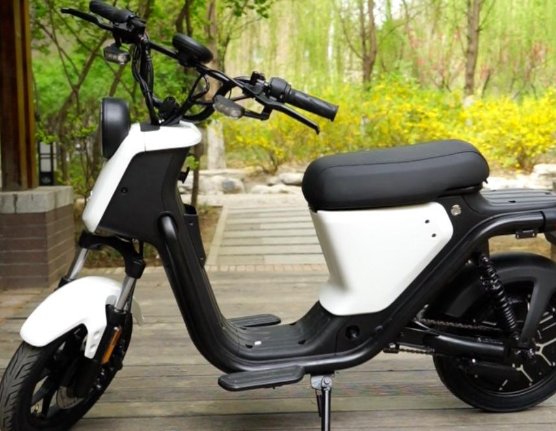 小刀电动车一辆要多少钱？价格贵不贵？