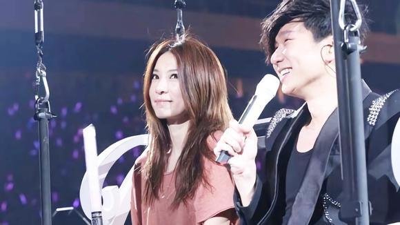 听歌的时候，歌词重要还是旋律重要？