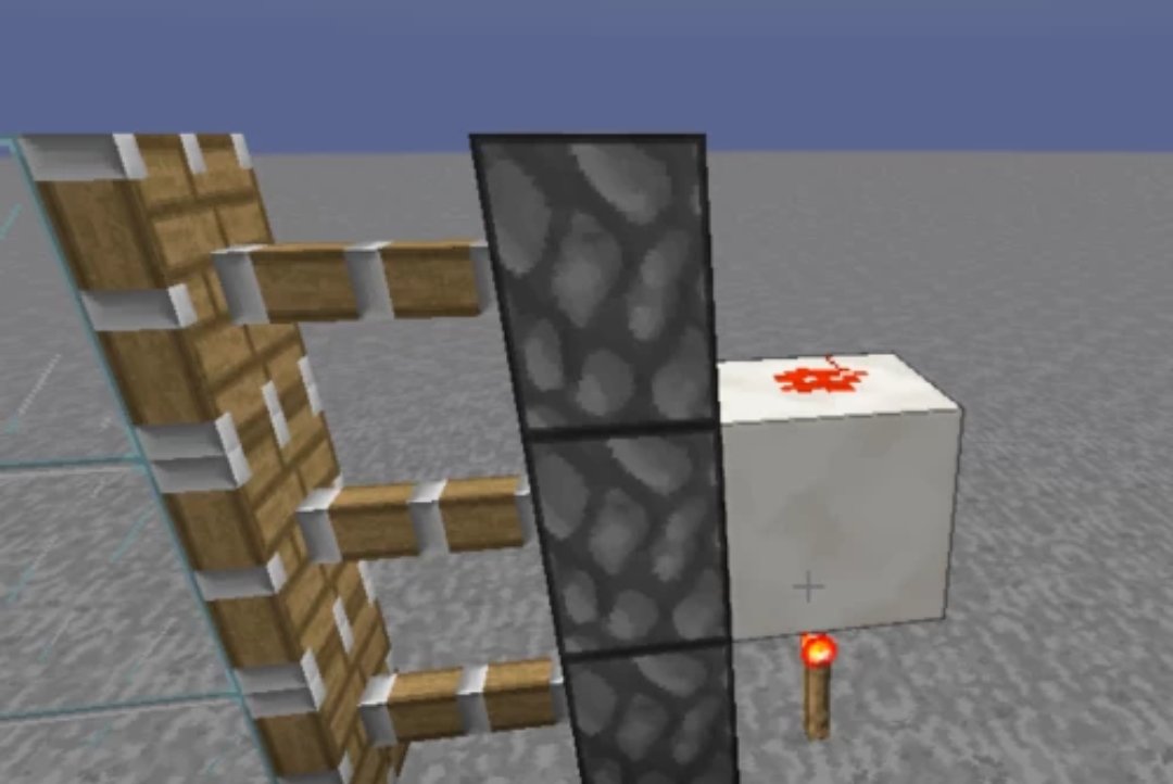 《我的世界》中的红石电路自动门怎么做?