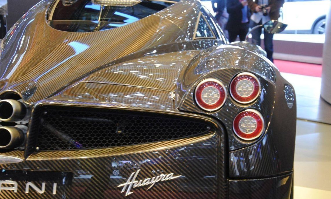 碳纤维在汽车上都有些什么应用？