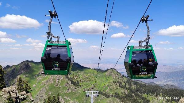 乌鲁木齐到天池怎么 去?那的门票多少钱?