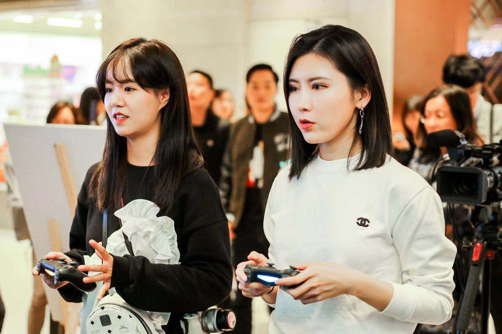 硬核！86岁大爷玩通关几百款游戏，这是你理想中的老年生活吗？