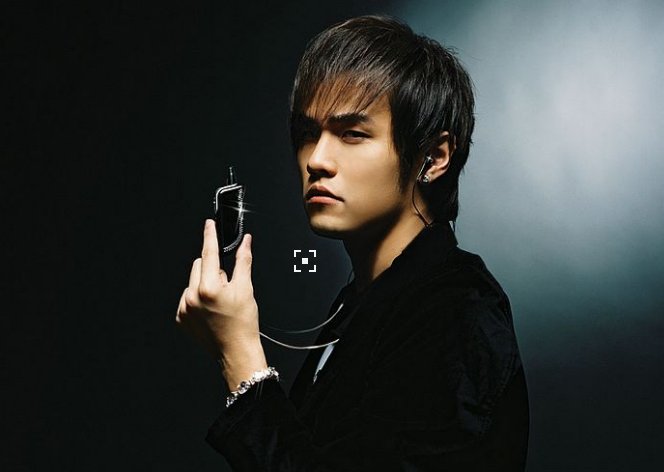 周杰伦周末在昆明开演唱会是真的吗？