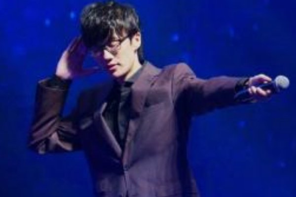 为何许嵩和薛之谦的歌都不收费，但薛之谦被网友一致喷？