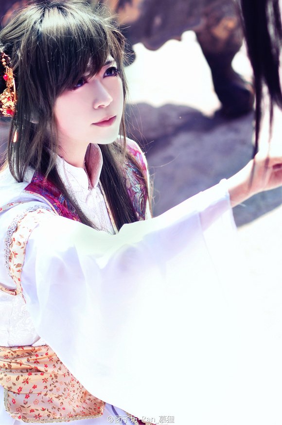 这几张杀阡陌的图片是谁cos的？