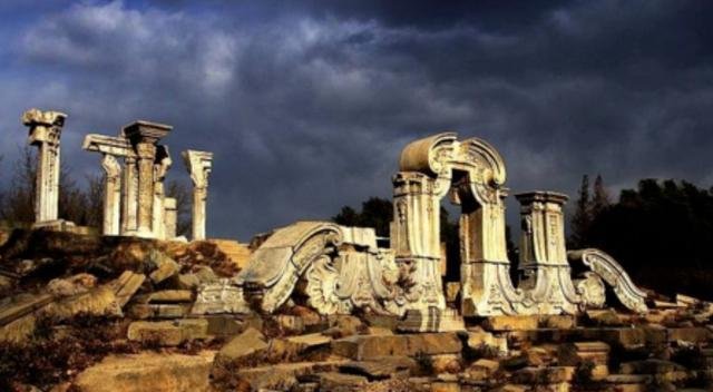 火烧圆明园的真相是什么,背后究竟有什么故事呢?