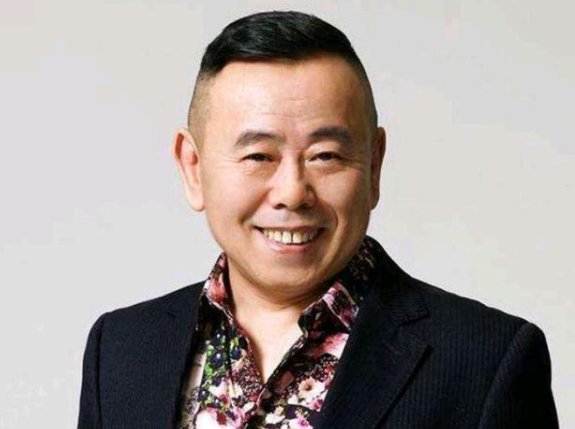 潘长江事件的讨论还在持续，他女儿也受到影响，到底怎么回事？