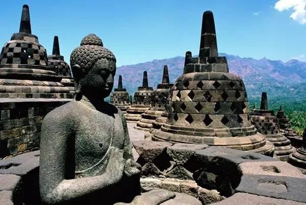 胜造七级浮屠是什么意思？