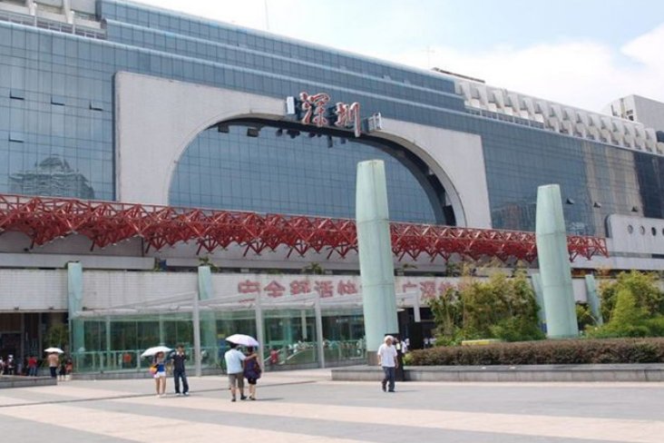 深圳火车站广深线（和谐号）自助取票处在哪