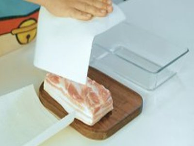 做10斤咸肉大概要放多少盐？