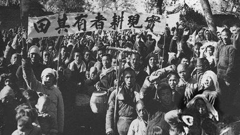 中国共产党在解放战争时期实行的土地改革有何意义？