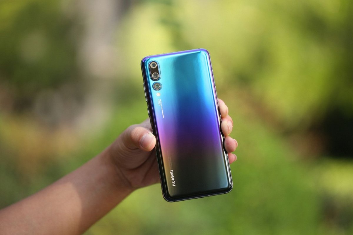 华为手机性价比排行靠前的是？