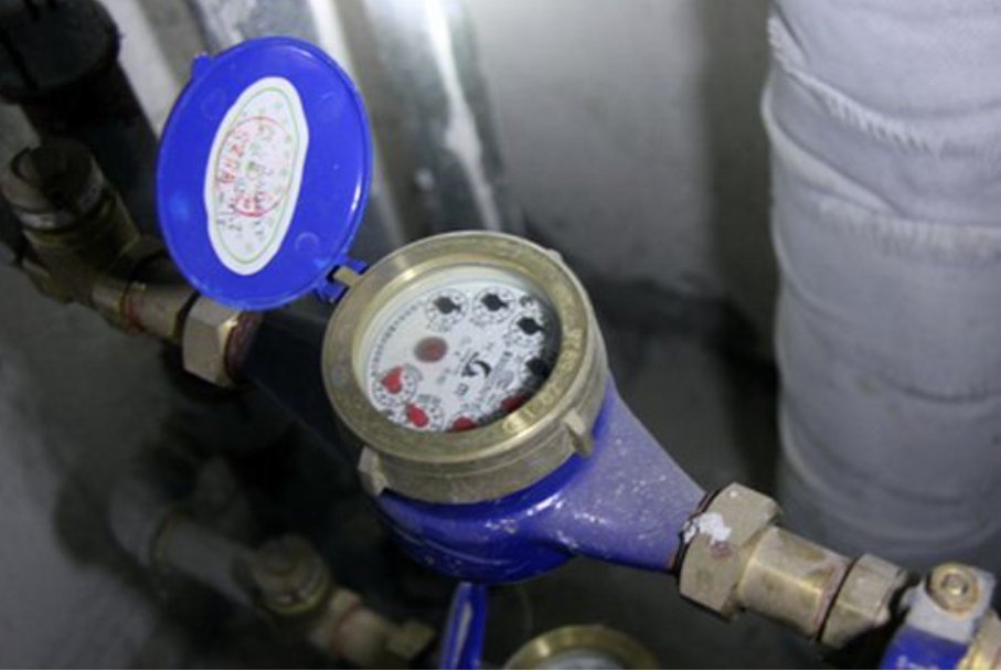 水表如何读数，水费怎么算的呀？