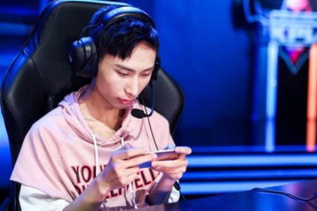 梦泪现在几岁了？