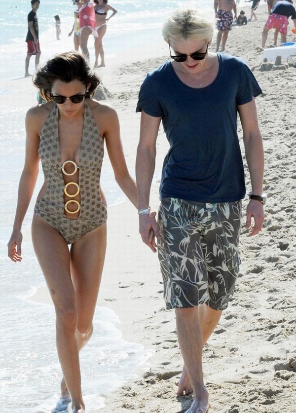 汤姆·费尔顿是不是真的订婚了？