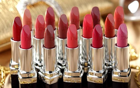 迪奥烈焰蓝金唇膏的保质期怎么看呢?