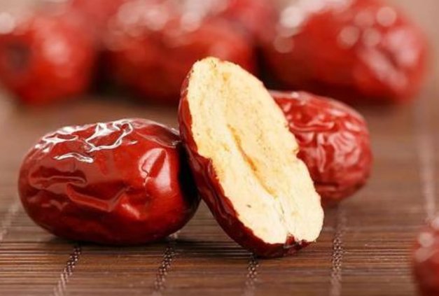 大枣不能和什么一起吃呢