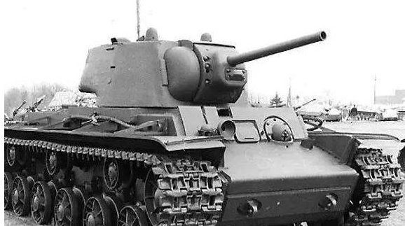 被一些人诟病的KV1型重型坦克真的一无是处吗?