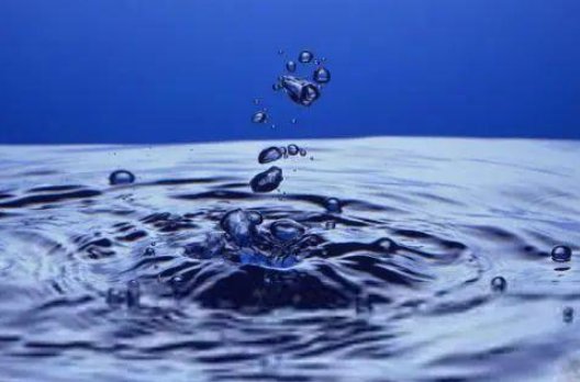 世界每3人有1人无法获得安全饮水？