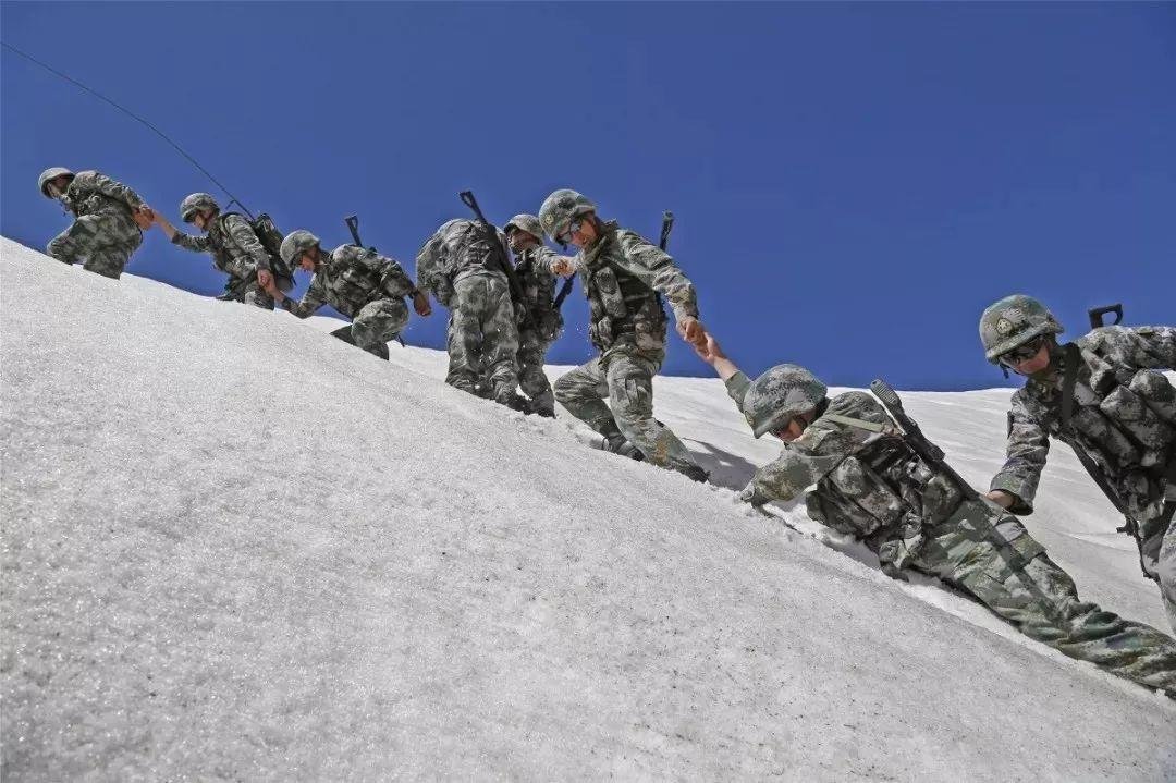 边防军人为清华学子念战友遗书,遗书里写了什么?