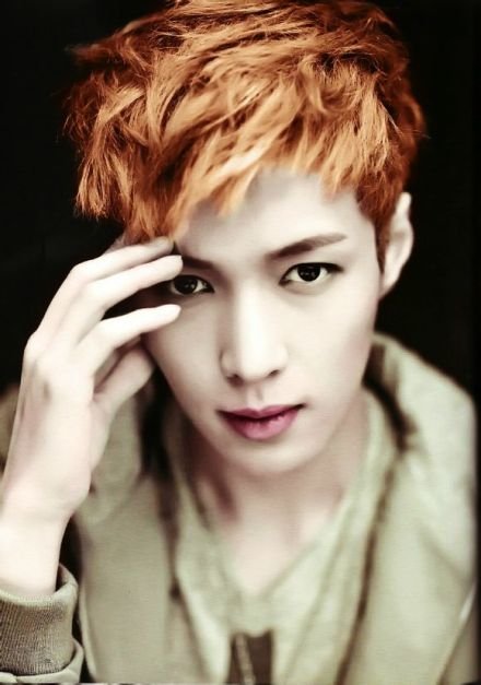 EXO《魅力先生》高清图片