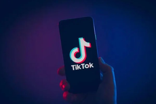 有什么软件是可以和外国人视频聊天的？