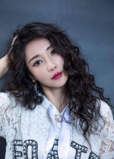 柳岩说自己绝对不可能闪婚闪恋，她对待爱情的态度是什么？