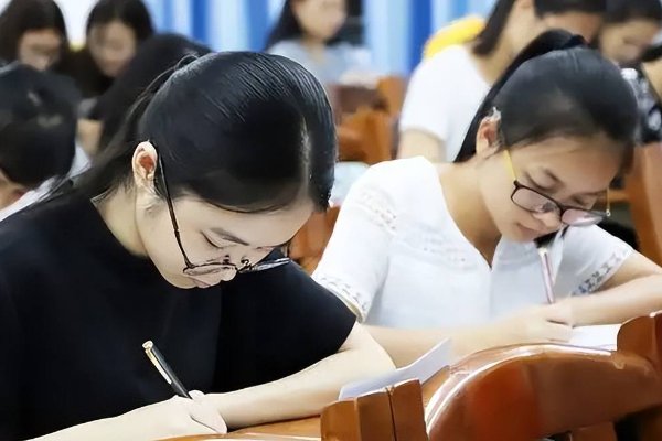 洛阳师范公费师范生录取分数线