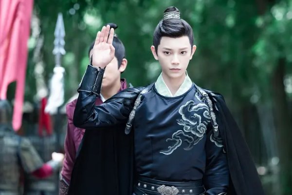 《传闻中的陈芊芊》韩影帝为什么有韩烁的记忆？