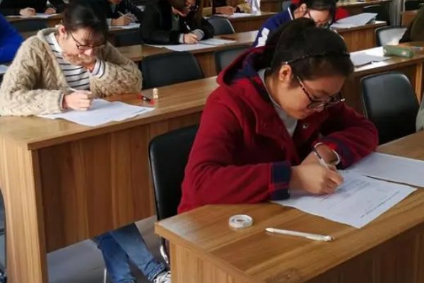 裸考能通过英语四级吗？