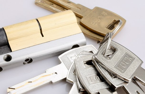 换锁芯多少钱一把啊？