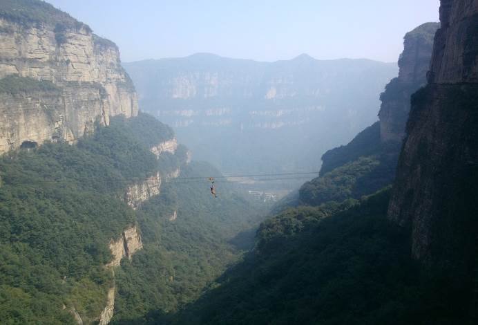 山东的山指的是哪座山？