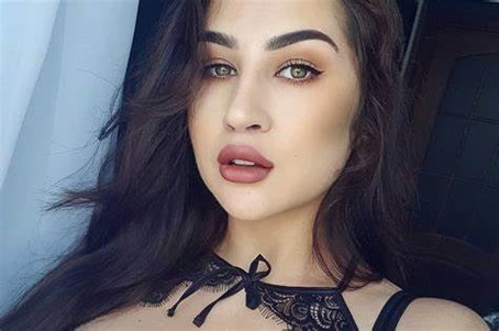 louisa khovanski是谁？