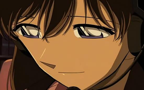 求柯南里小兰可怜的照片 多一些