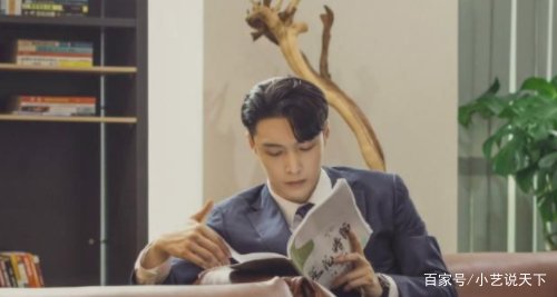 《相逢时节》的片头领衔写成了“领街”，谁该为这件事背锅？