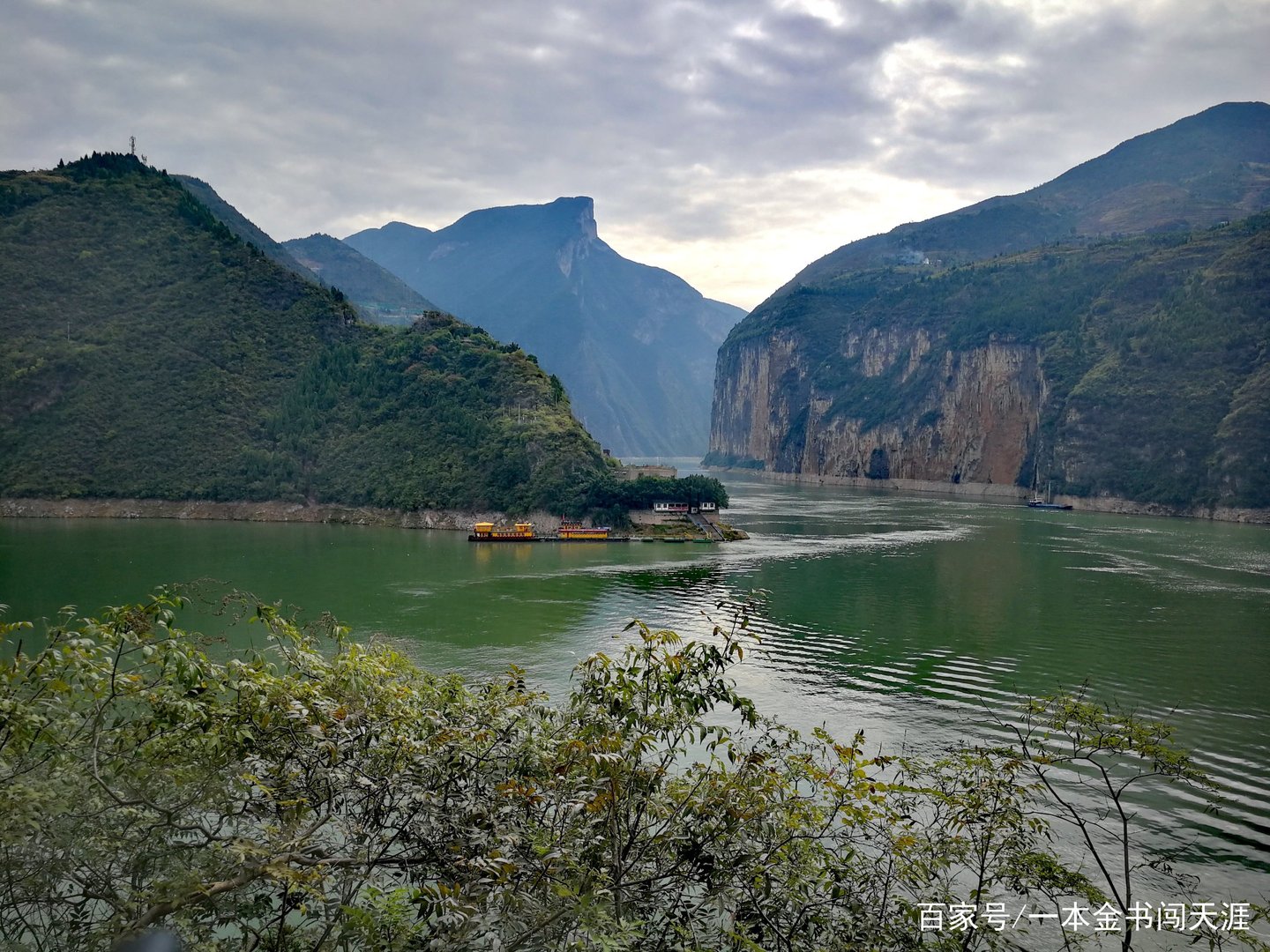 元稹“曾经沧海难为水，除却巫山不是云”什么意思？