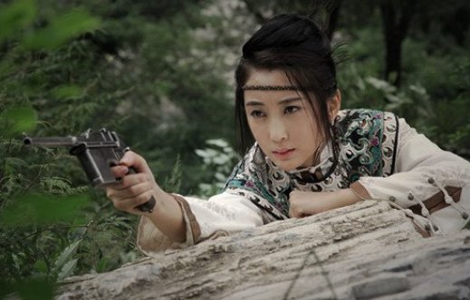 红娘子中白孔雀和黑木蛟是什么关系？