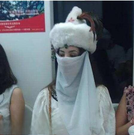地铁楼兰女真实身份是谁 处在舆论风口浪尖时突然消失