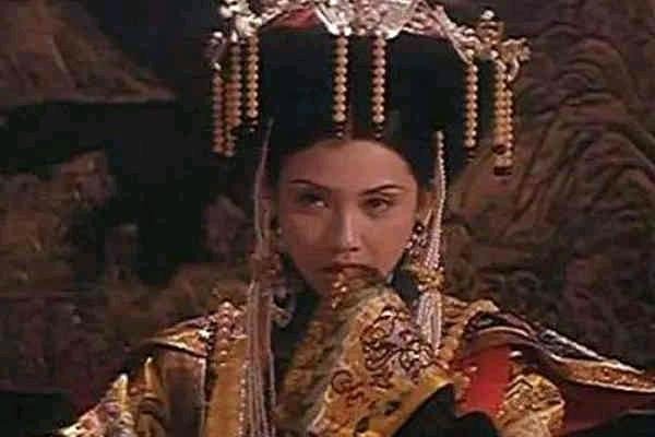 古代“咱家”这个称呼，用在什么场合下？