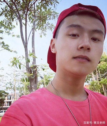 王晨正的爸爸是谁