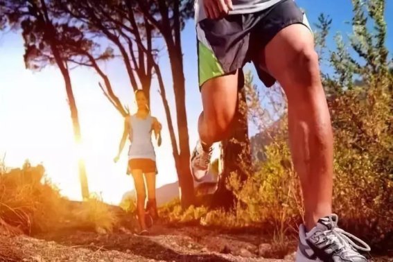 波浪蹲是什么姿势图片