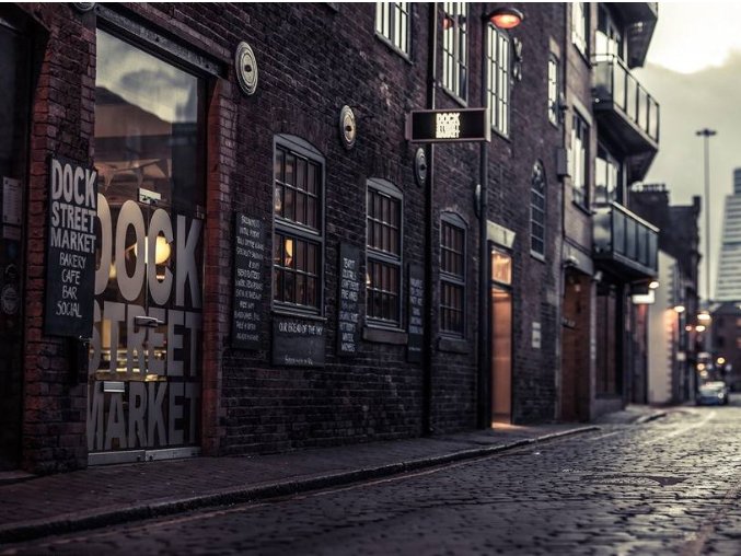 一入江湖深似海，从此节操是路人。这句话怎么解释？