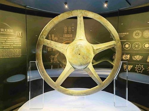 三星堆文物是如何清理发掘的