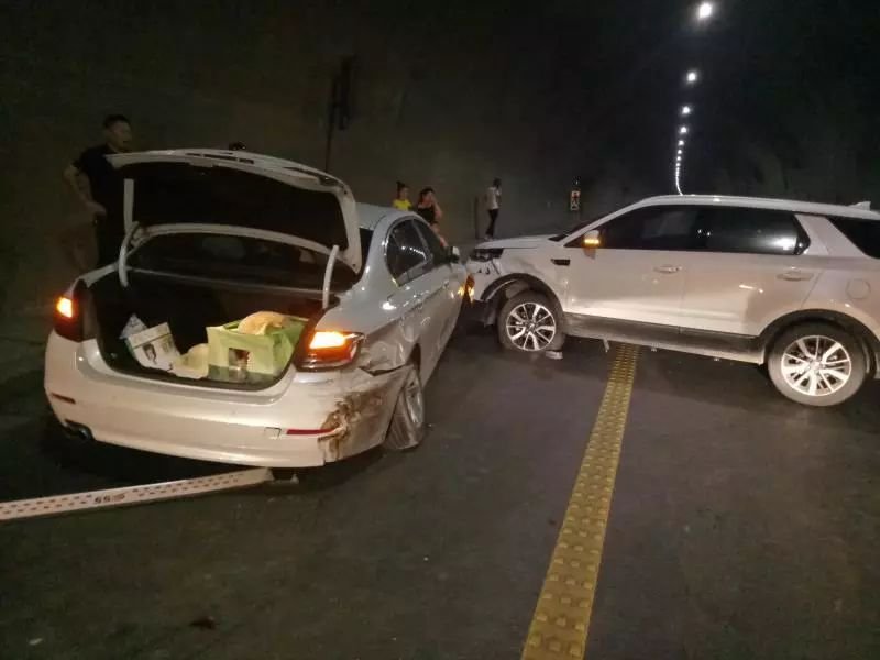 四川一宝马连撞6辆车，1人死亡3人受伤，如何避免类似事故的发生？